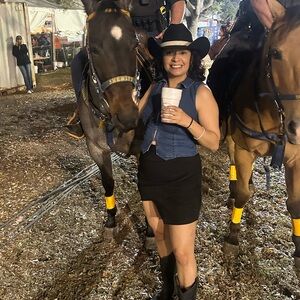 Meet your Posher, Diana